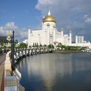 Kekayaan Brunei berkat menjalankan Syariat Islam