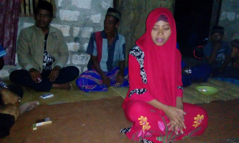 Eciana Lindus Mantan Katolik